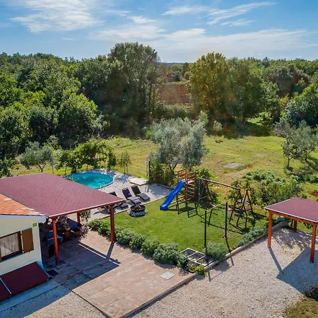 2 Bedroom Awesome In