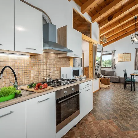 2 Bedroom Awesome In * 普拉