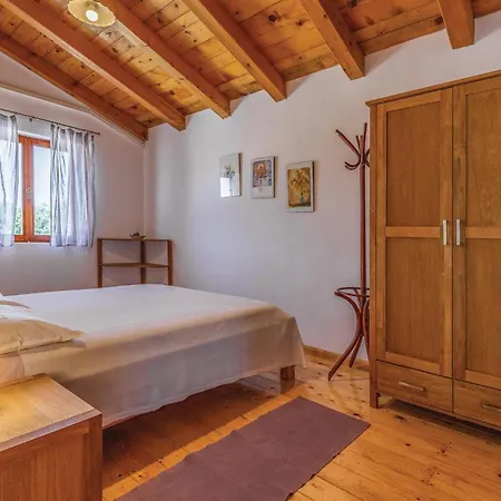 2 Bedroom Awesome In 度假居