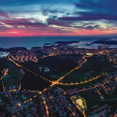 2 Bedroom Awesome In Дом отдыха