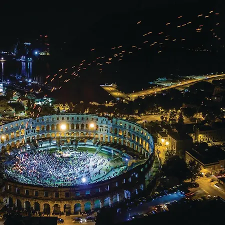 2 Bedroom Awesome In Feriehus *