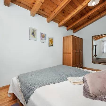 Ferienhaus Lovely In With Wifi Pula
